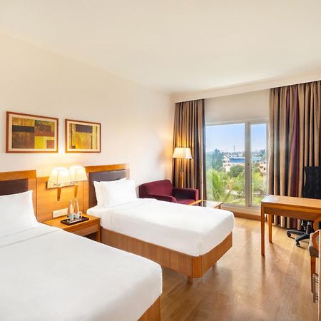 Park Plaza Chennai Omr Hotel Exterior photo