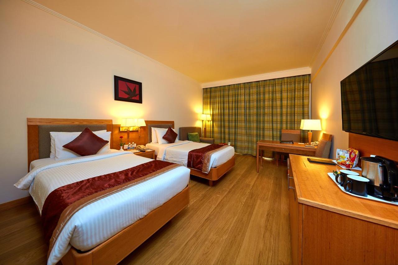 Park Plaza Chennai Omr Hotel Exterior photo