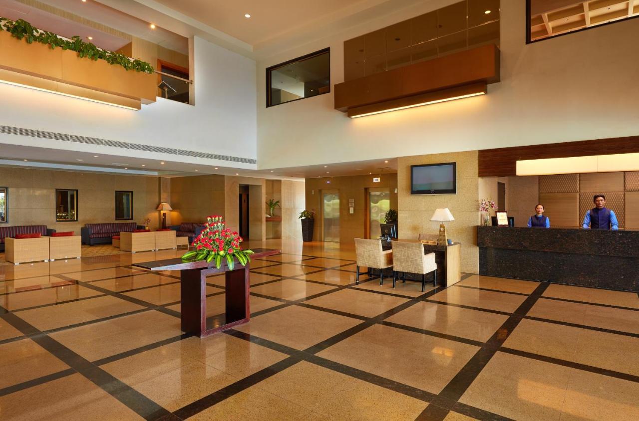 Park Plaza Chennai Omr Hotel Exterior photo