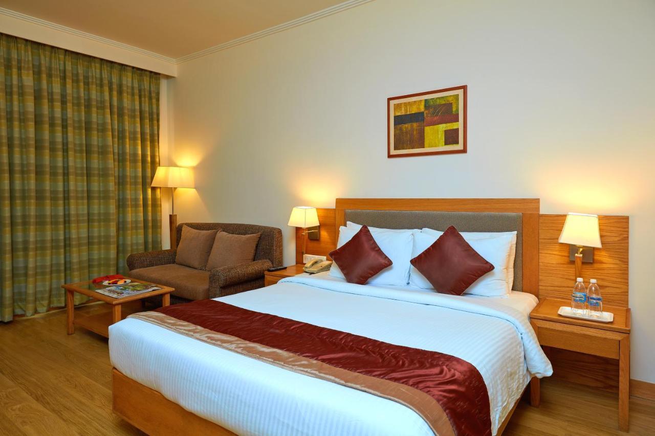 Park Plaza Chennai Omr Hotel Exterior photo