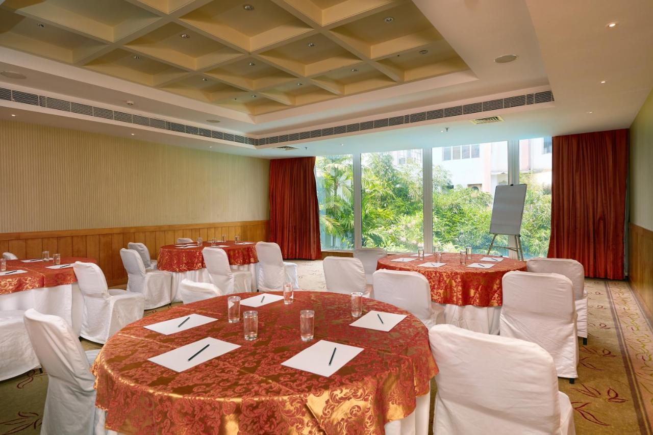 Park Plaza Chennai Omr Hotel Exterior photo